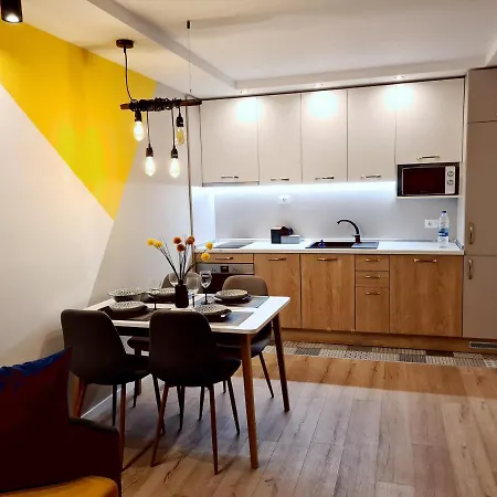 Modern And Cozy Flat In The Center